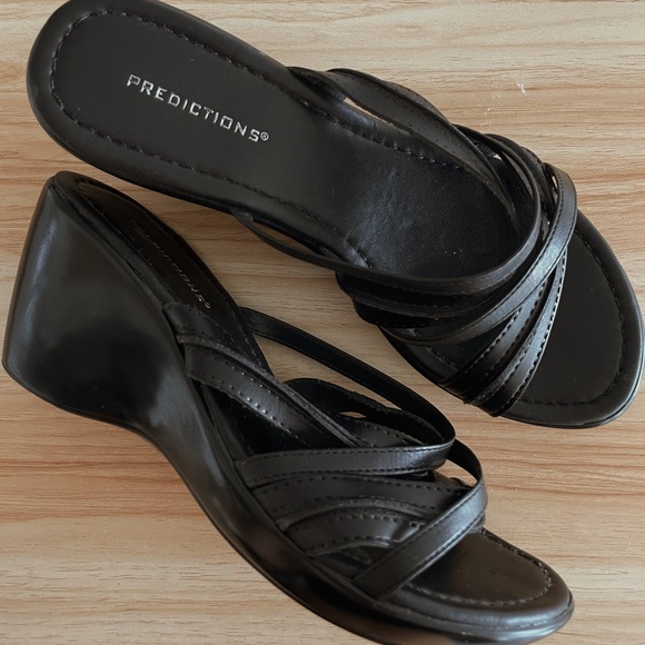 Y2K strappy platform sandals - Picture 4 of 4